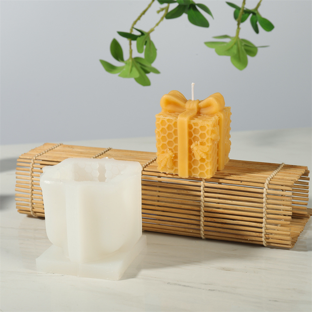 Caixa de presente com laço de  - Candle Supplies Beeswax avaliação e preço